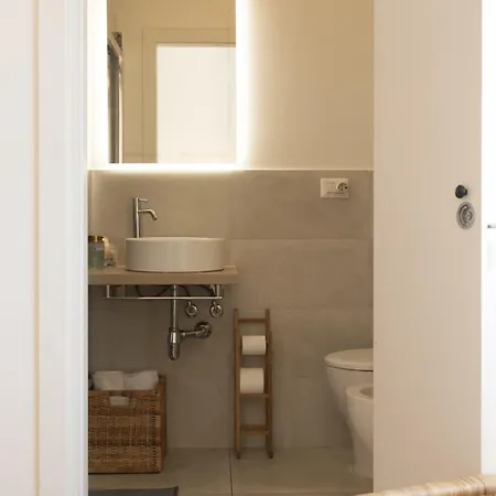 71 Guest house