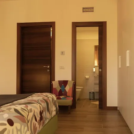 71 Guest house
